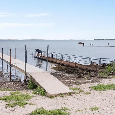 Dom wakacyjny Gorgeous In With Kitchen *