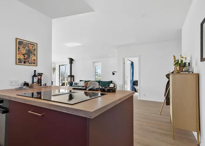 Hébergement de vacances Gorgeous In With Kitchen *